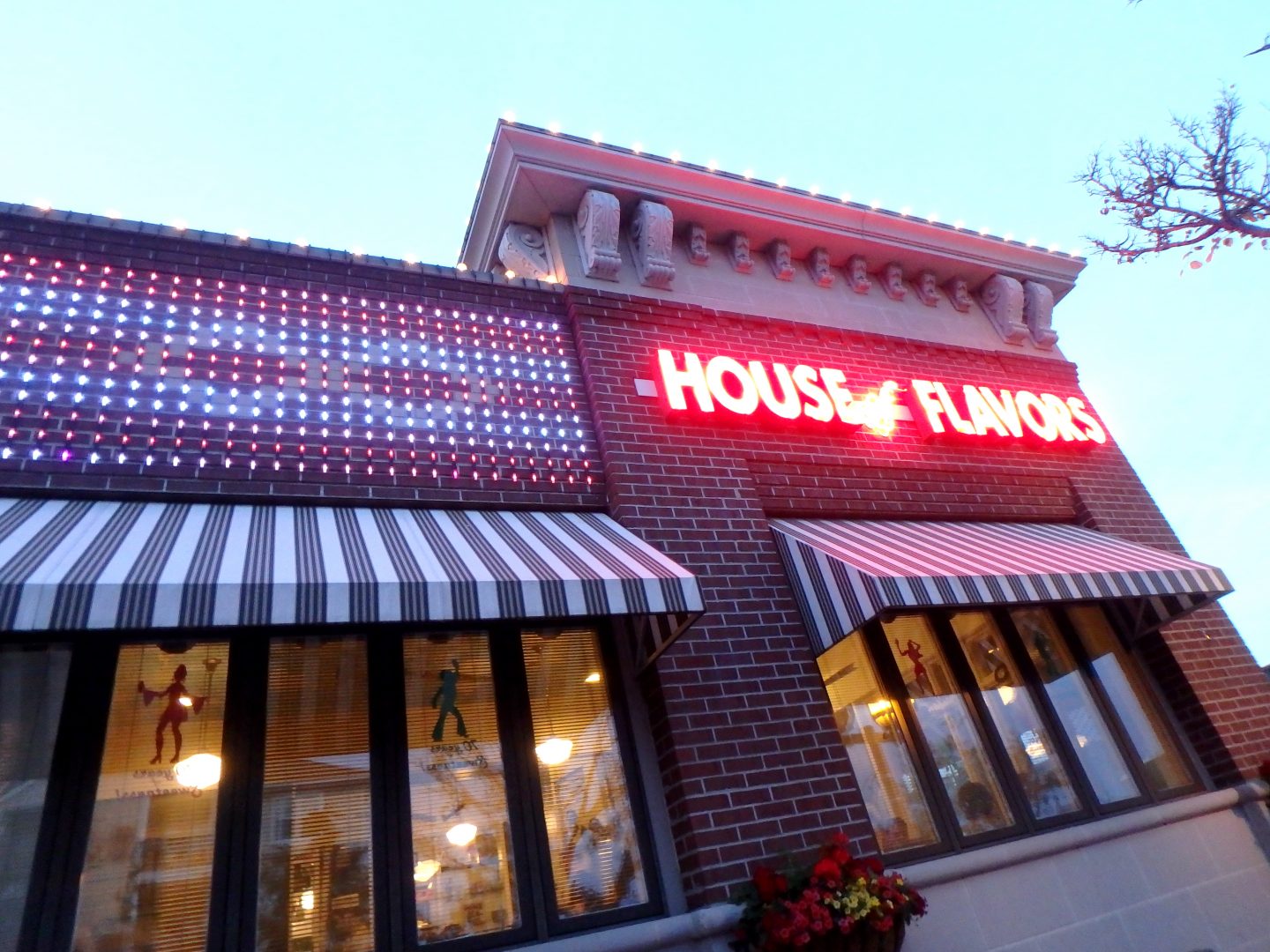 Best Ice Cream Ever at House of Flavors in Ludington, Michigan Review